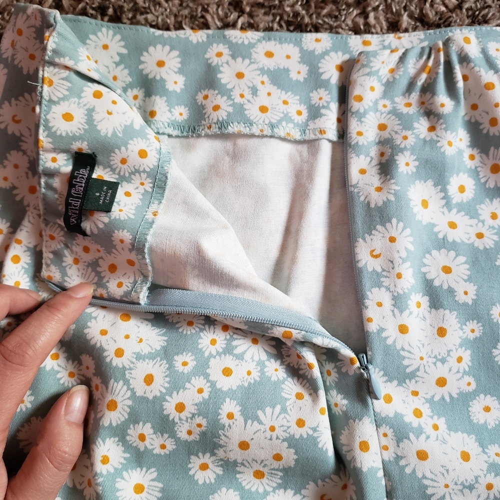 🌸Blue Daisy Skirt - Picture 7 of 13